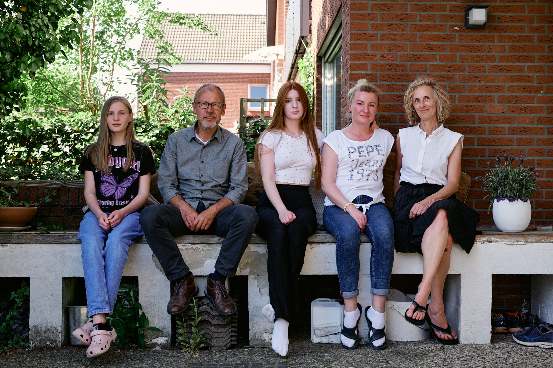 Gruppenbild mit Slata, Thomas, Viktoria, Natalia und Uta