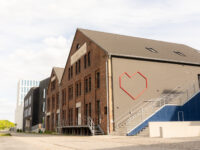 Gebäude der B-Side